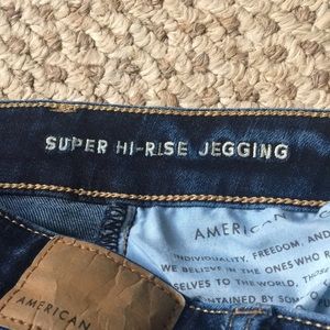 American Eagle super hi-rise  jegging size 6